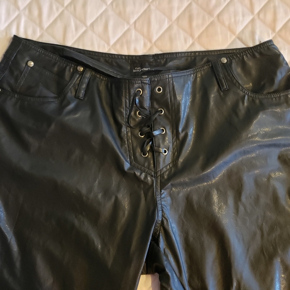 No Boundries Vegan Leather Pants 18W - Picture 4 of 10
